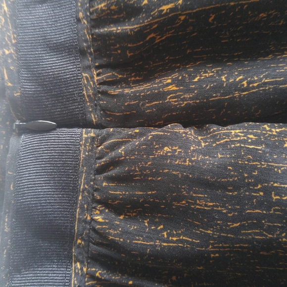 FREE w/$30 Purchase; Black & Orange Tulip Skirt - Picture 7 of 11